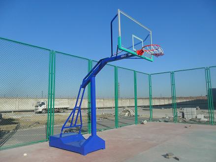 兴义塑胶篮球场的铺设和规格